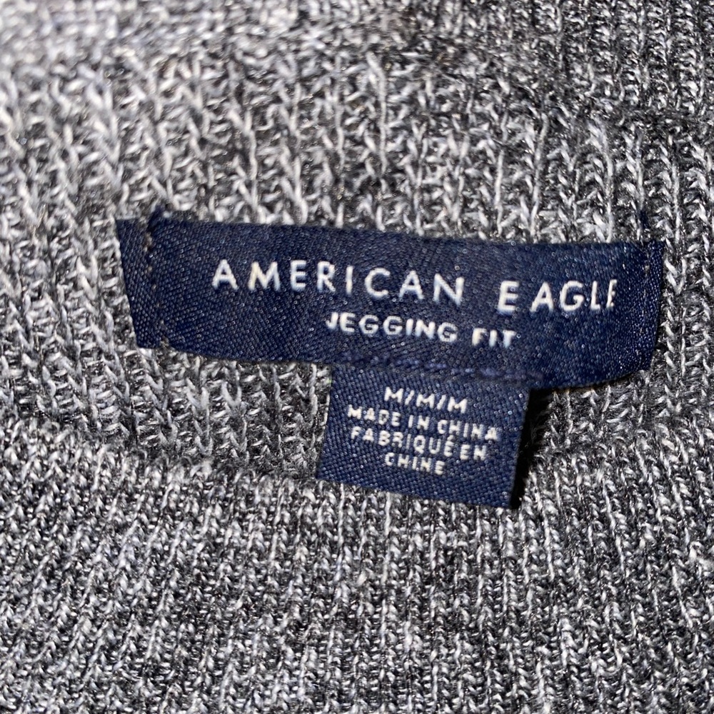 Amercian Eagle - high neck sweater - Picture 2 of 6
